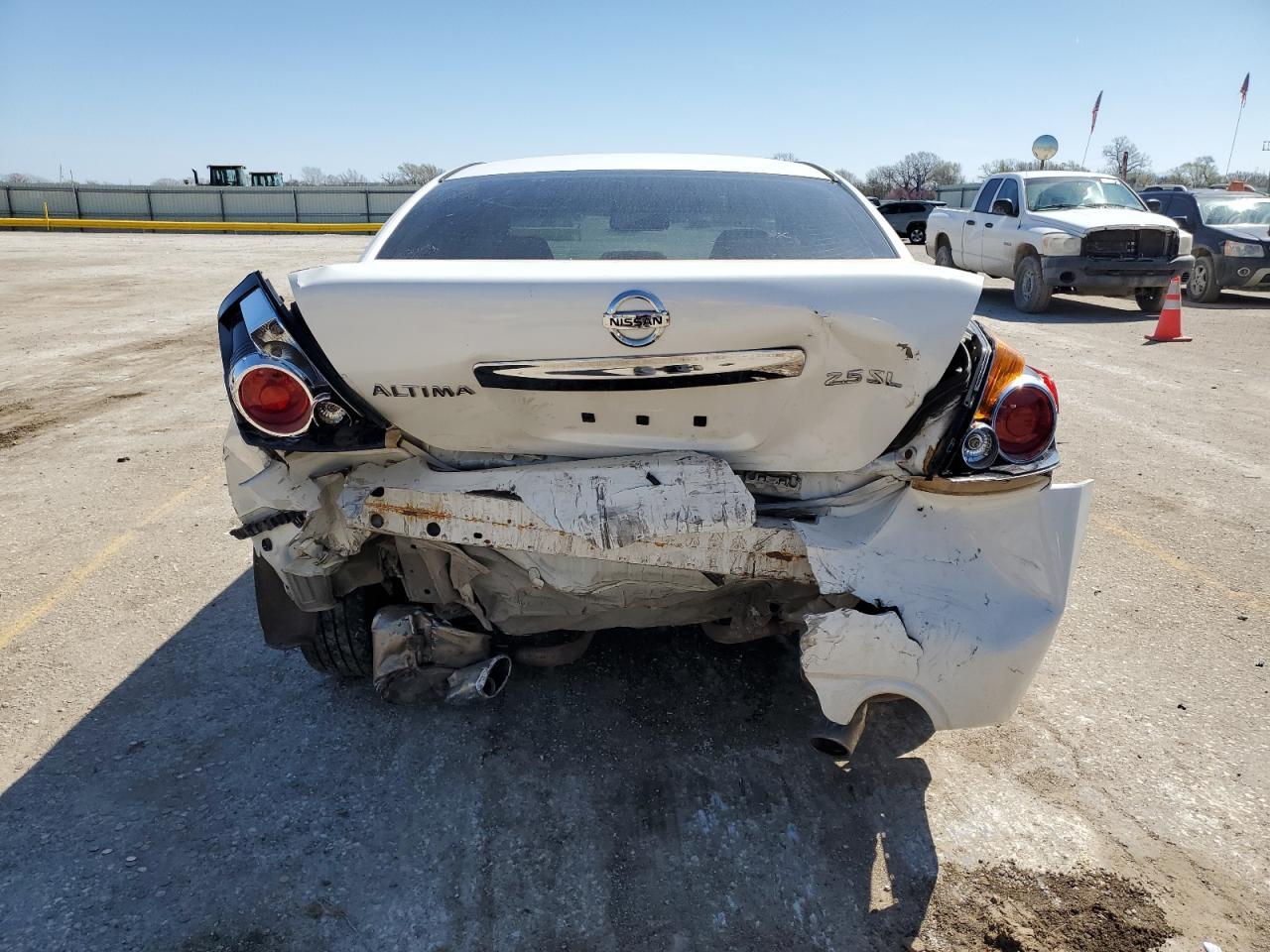 2012 NISSAN ALTIMA