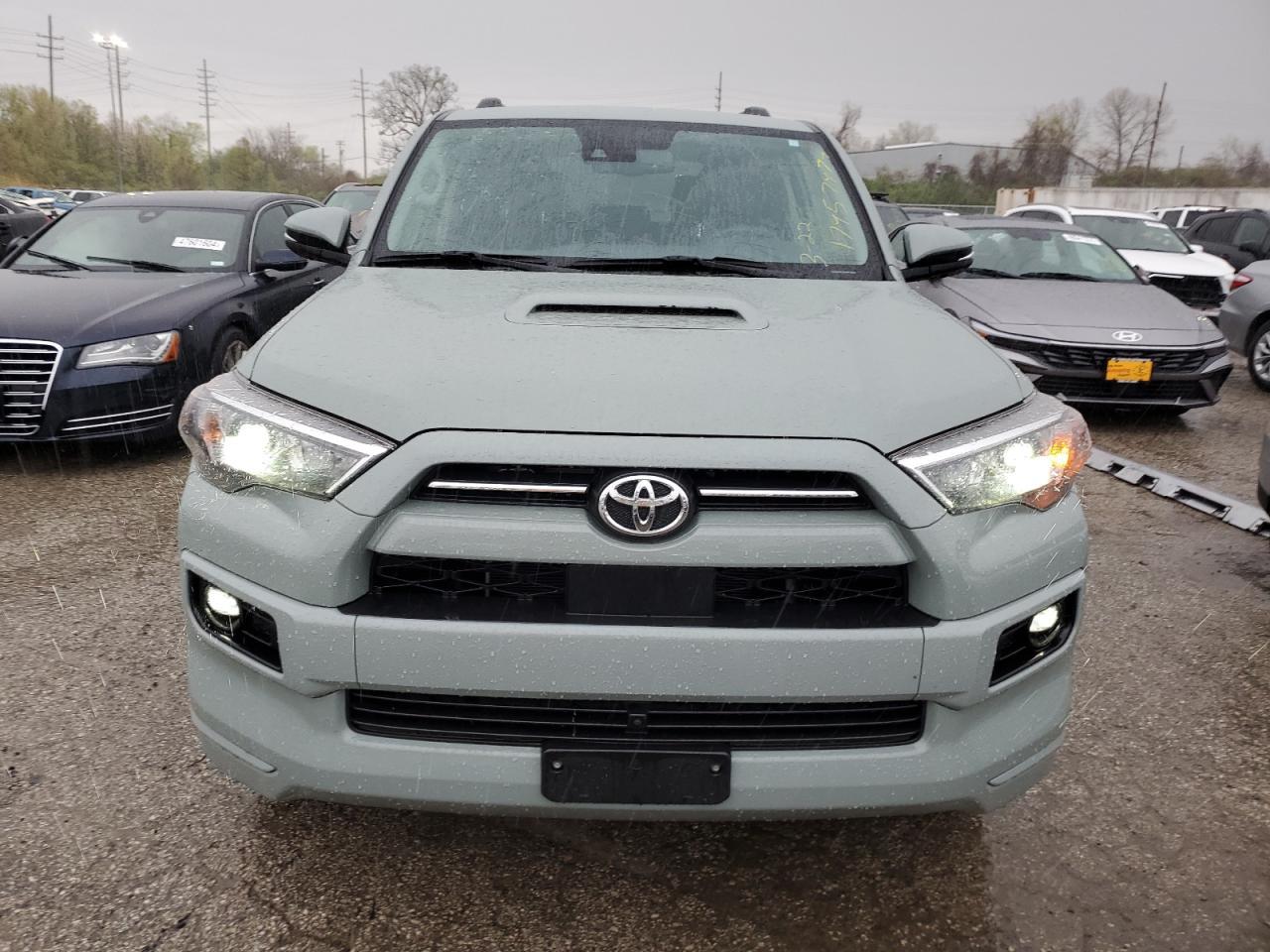 2022 TOYOTA 4Runner