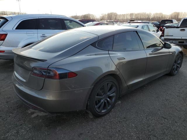 Tesla Model S 2015 