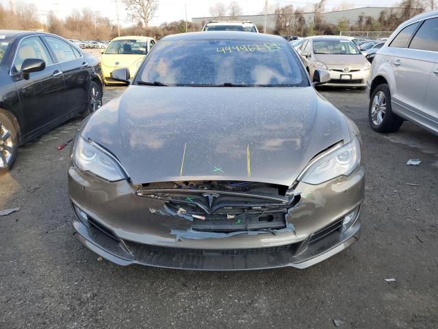 Tesla Model S 2015 