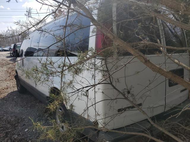 Chevrolet Express 2002 3500 (1 ton)