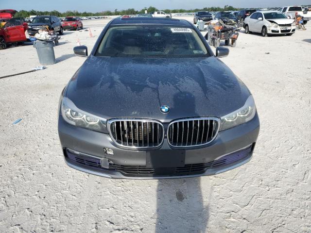 BMW 740i 2017 7-series
