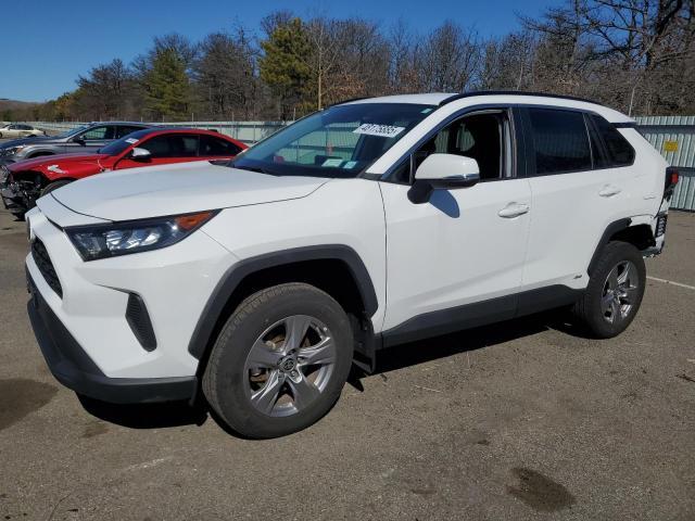 Toyota RAV4 2022 LE
