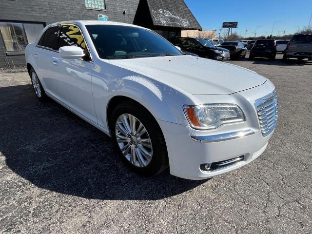 Chrysler 300 2013 Base