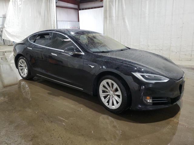 Tesla Model S 2018 