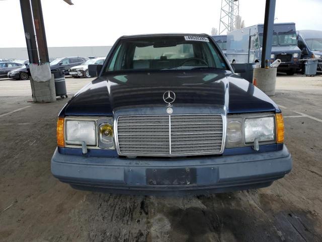 Mercedes-Benz 300 1987 300DT