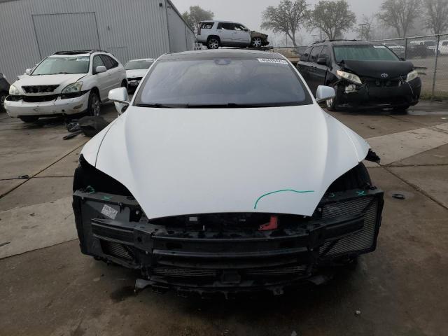 Tesla Model S 2015 