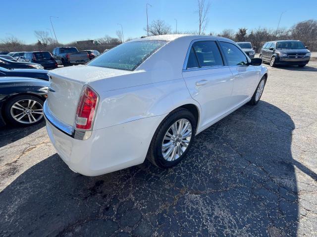 Chrysler 300 2013 Base