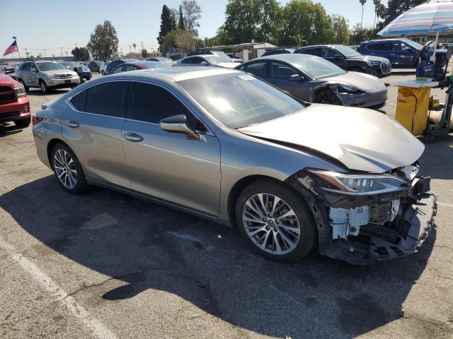 Lexus ES 2019 