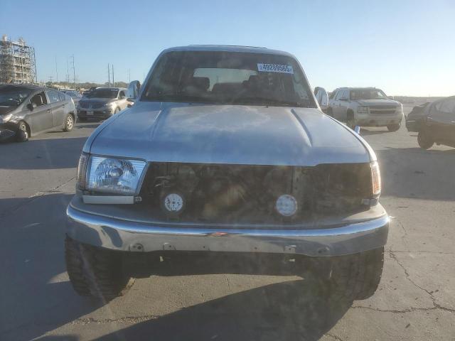Toyota 4-Runner 2002 SR5