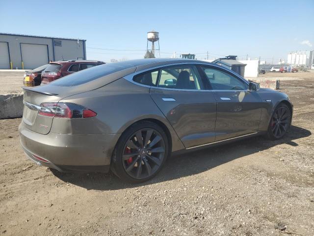 Tesla Model S 2015 