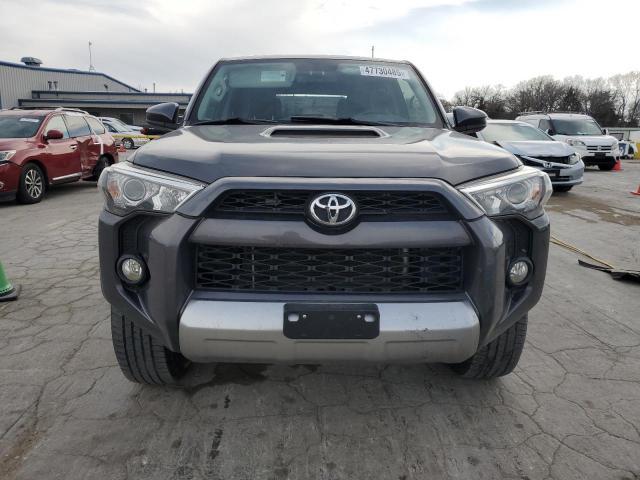Toyota 4-Runner 2018 Base Grade