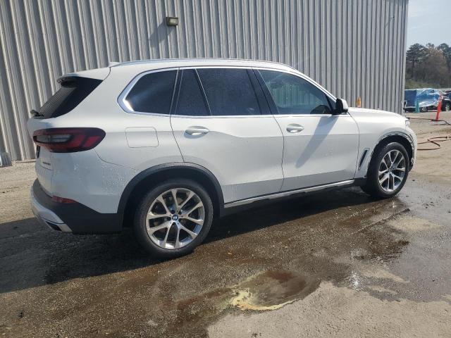 BMW X5 2021 sDrive40i