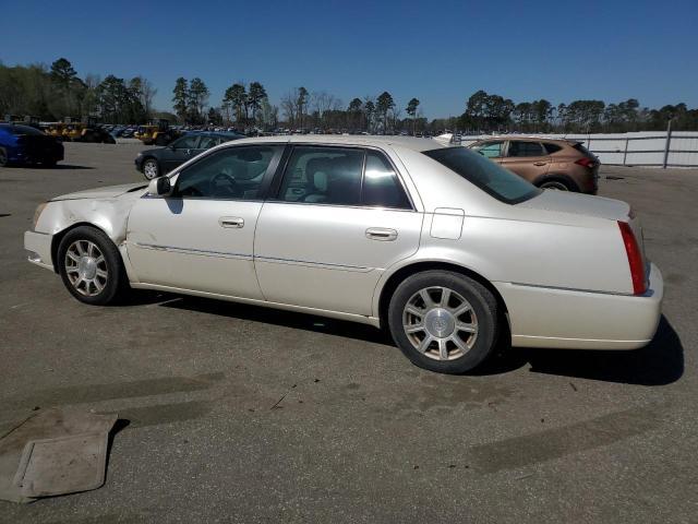 Cadillac DTS 2010 Base