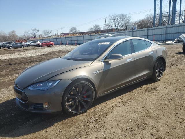 Tesla Model S 2015 