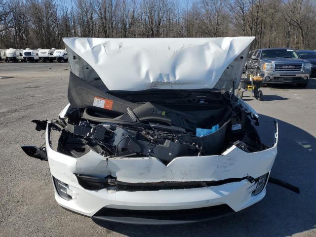 Tesla Model X 2018 