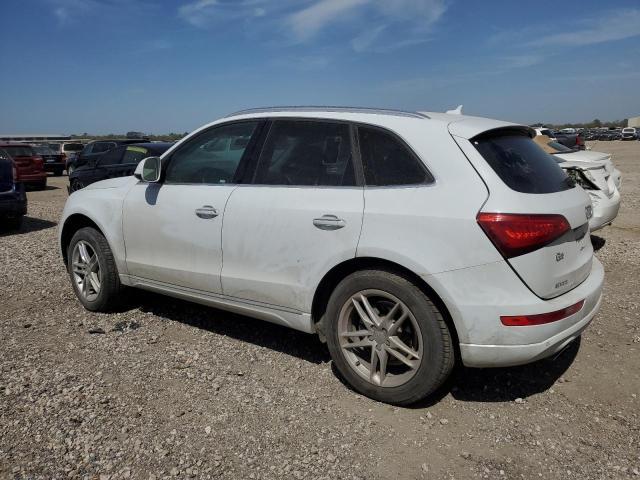 Audi Q5 2015 2.0T Premium Plus