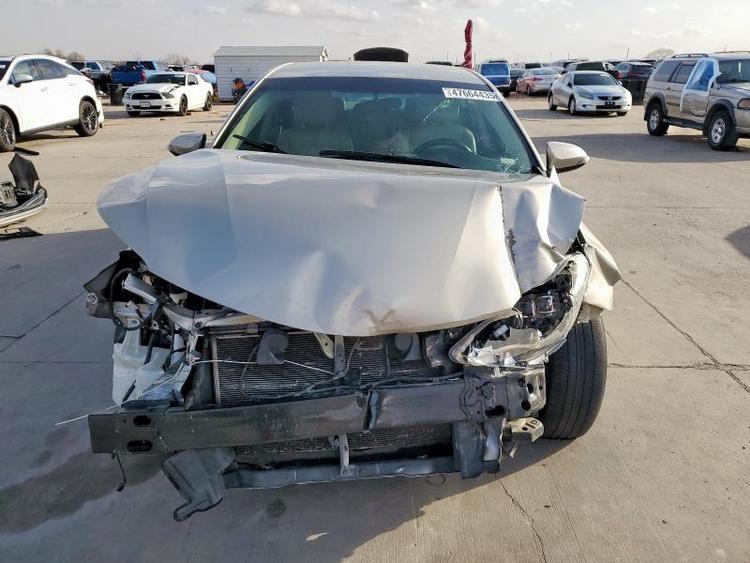 Toyota Avalon 2016 