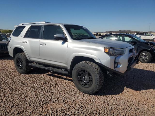 Toyota 4-Runner 2018 Base Grade