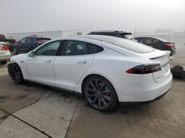 Tesla Model S 2015 