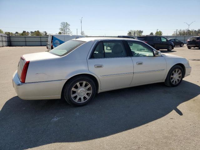 Cadillac DTS 2010 Base