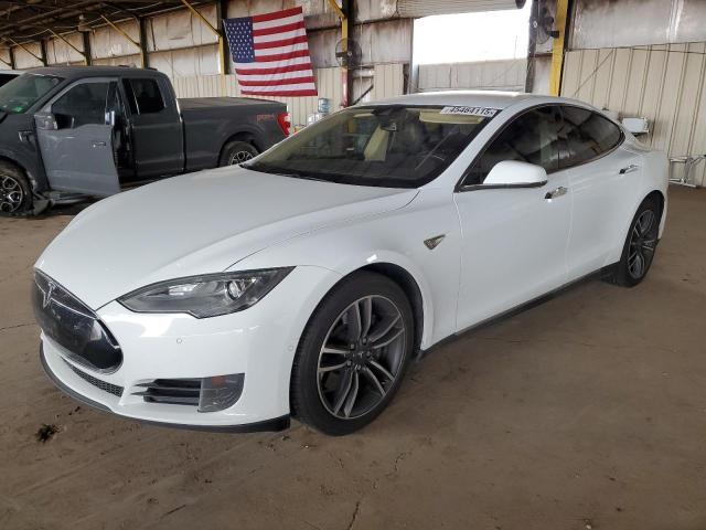 Tesla Model S 2015 