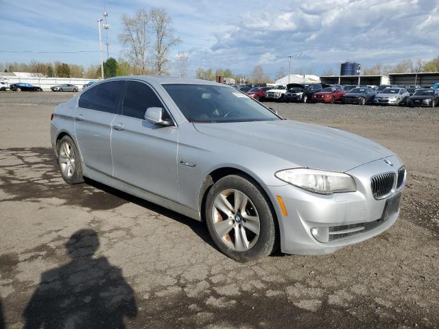 BMW 528xi 2013 5-Series