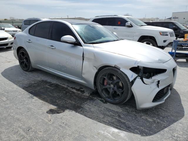 Alfa Romeo Giulia (952) 2018 TI (NAFTA)