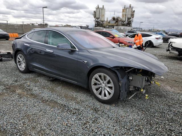 Tesla Model S 2017 