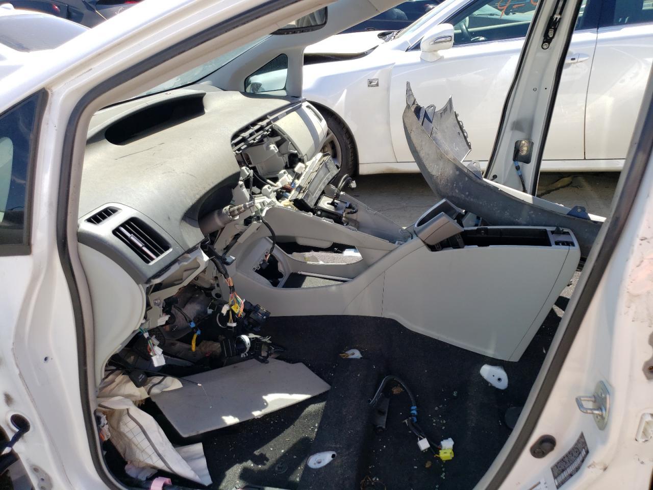 2013 TOYOTA PRIUS