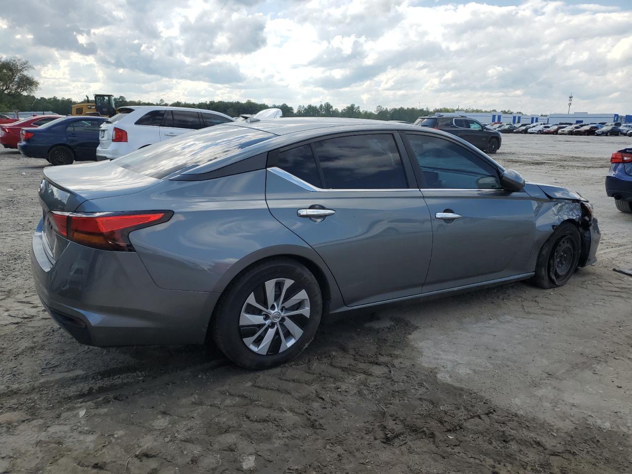 2019 NISSAN ALTIMA