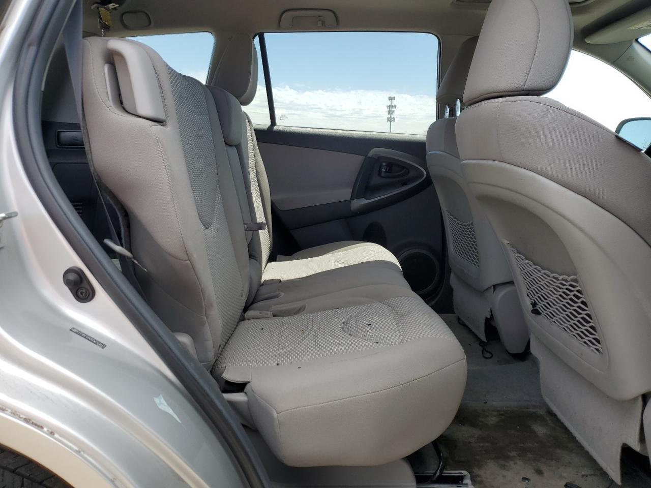 2012 TOYOTA RAV4