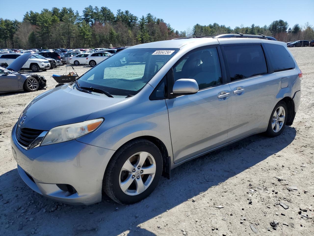 2013 TOYOTA SIENNA