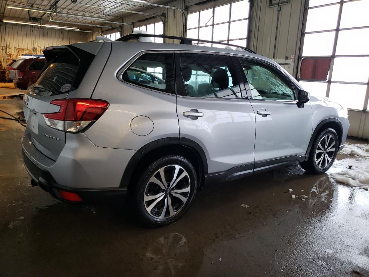 2021 SUBARU FORESTER