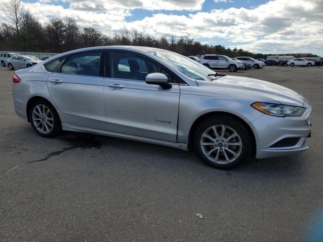 Ford Fusion 2017 SE Hybrid