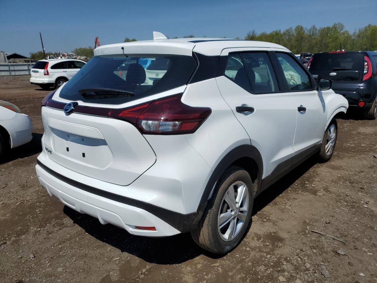 2021 NISSAN KICKS