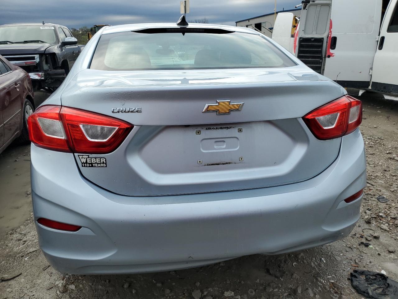 2017 CHEVROLET CRUZE