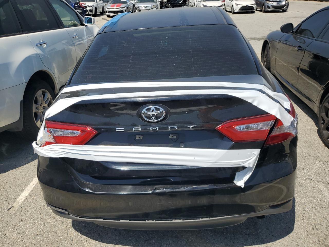 2018 TOYOTA CAMRY