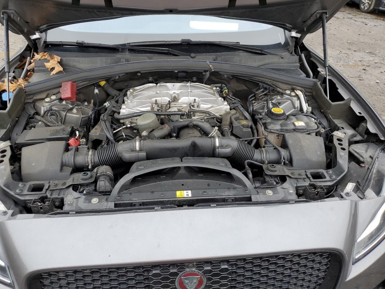 2019 JAGUAR F-Pace