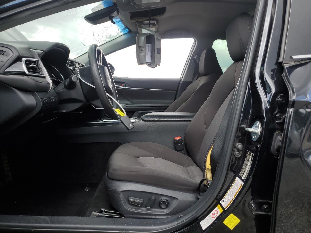 2018 TOYOTA CAMRY