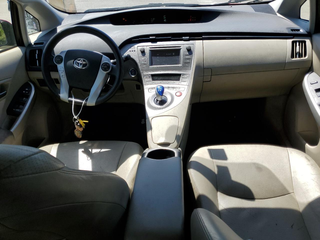 2014 TOYOTA PRIUS