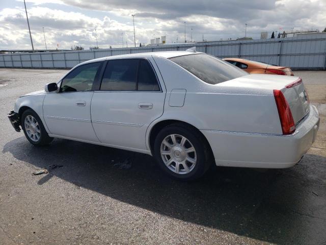 Cadillac DTS 2010 Base
