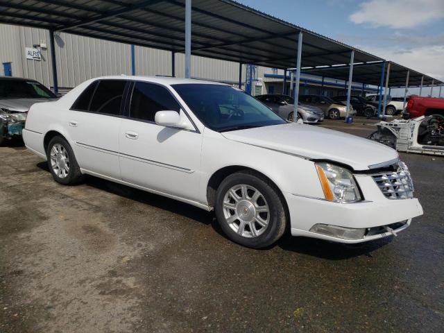 Cadillac DTS 2010 Base