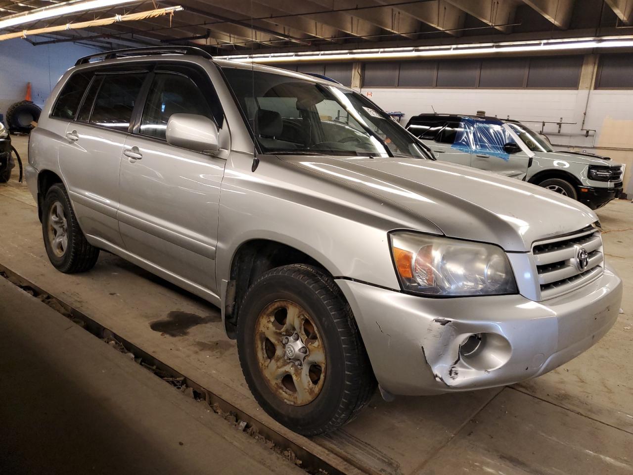 2006 TOYOTA HIGHLANDER