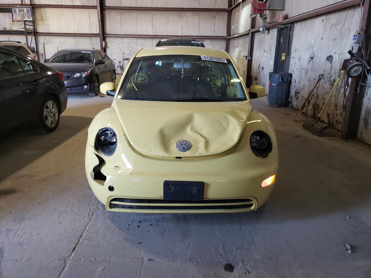 2004 VOLKSWAGEN Beetle
