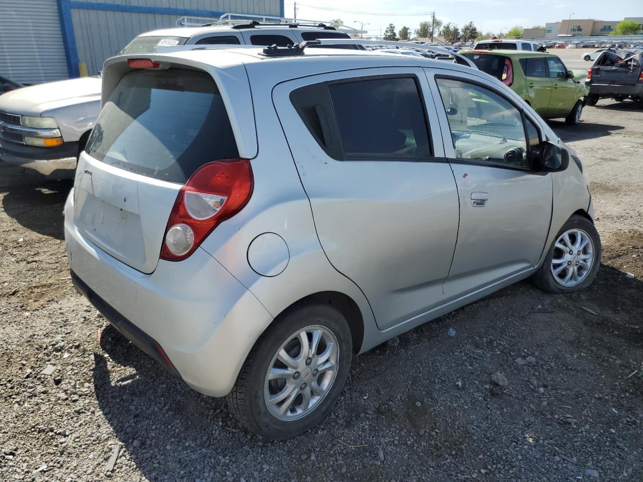 2017 CHEVROLET Spark