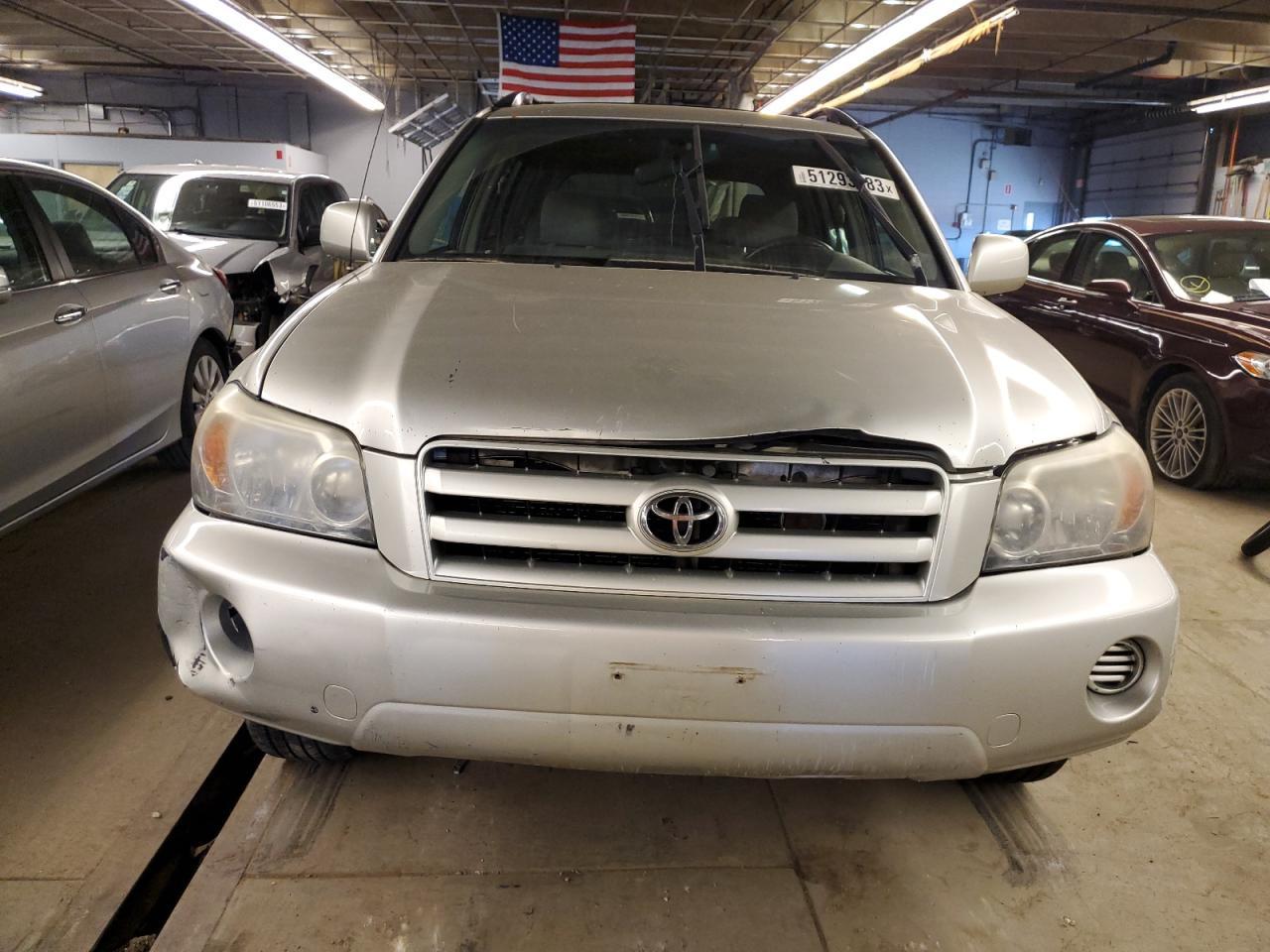 2006 TOYOTA HIGHLANDER