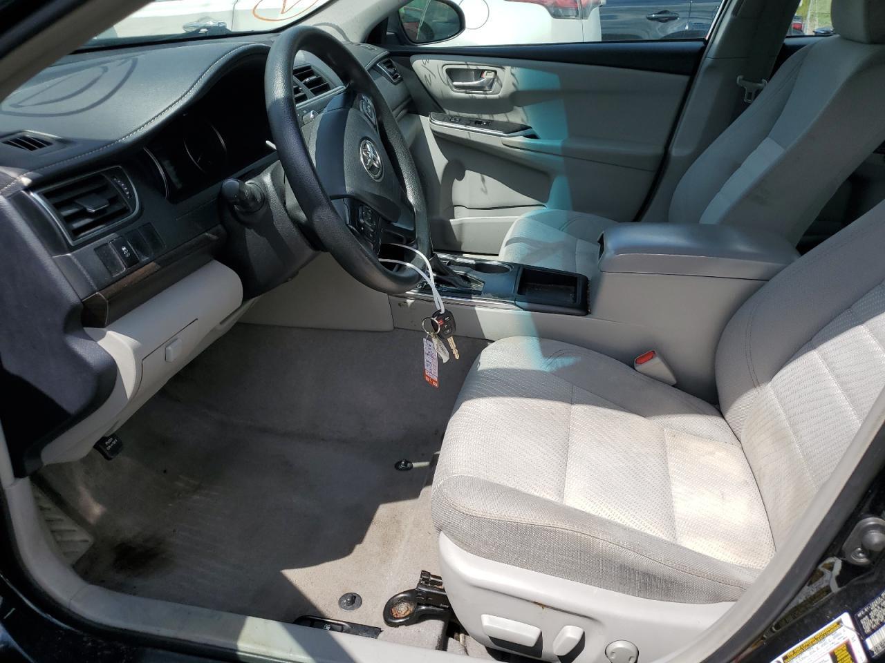 2016 TOYOTA CAMRY