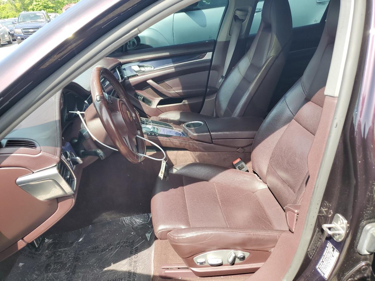 2015 PORSCHE Panamera