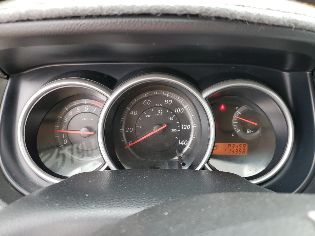 2010 NISSAN VERSA